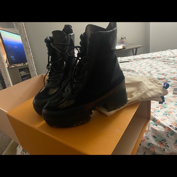 COPY - Louis Vuitton boots - Picture 3 of 6